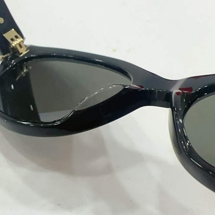 Picture of Saint Laurent Sunglasses _SKUfw77096431fw